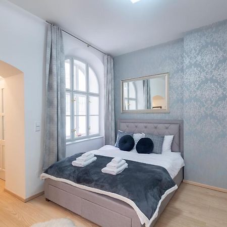 Quiet Apartment In The Heart Of Old Town Centre ปราก ภายนอก รูปภาพ